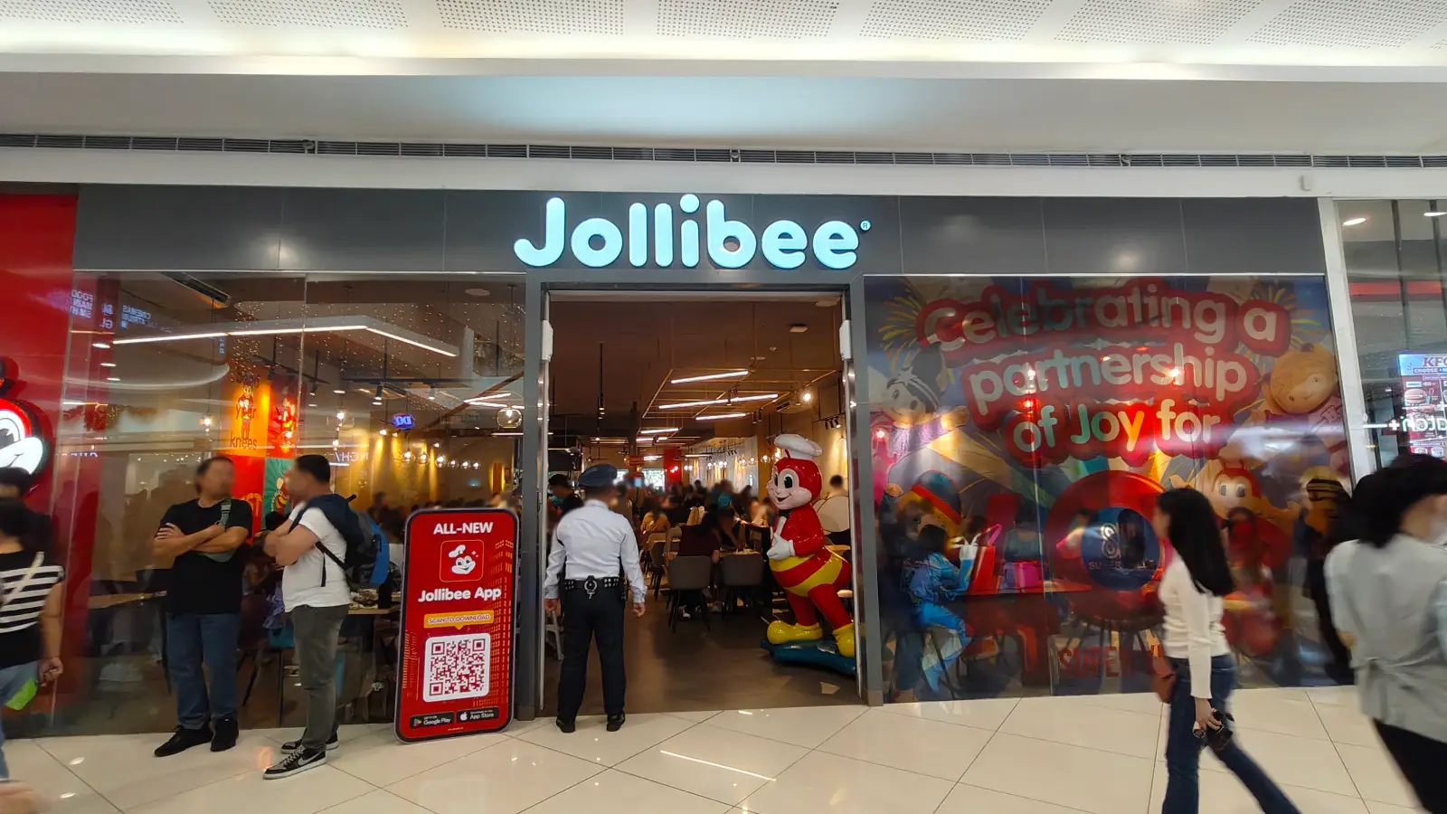 JOLLIBEE in SM Mall of Asia